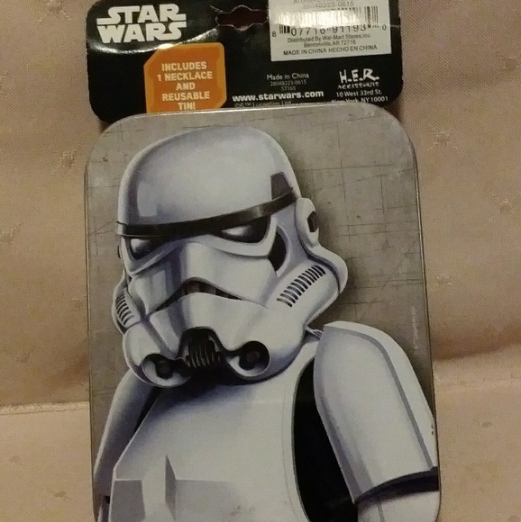 DISNEY Stormtrooper Dog tag Necklace w Box & Case - Picture 3 of 3